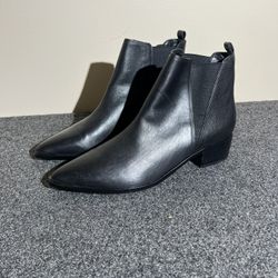 MARC FISHER Women's Black Mady Pointed Toe Chelsea Boots Size 10