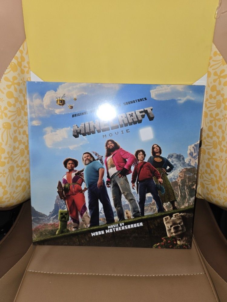 A Minecraft Movie Vinyl (Bee Stripe - Limited to 150) *SEALED*