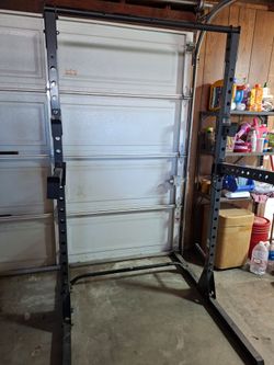 Squat rack