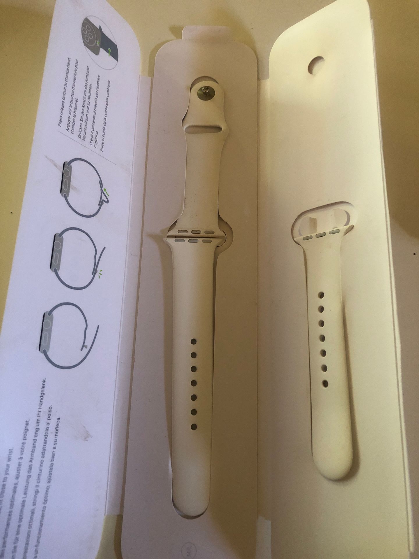 Apple Watch white bands 38mm/40mm great condition