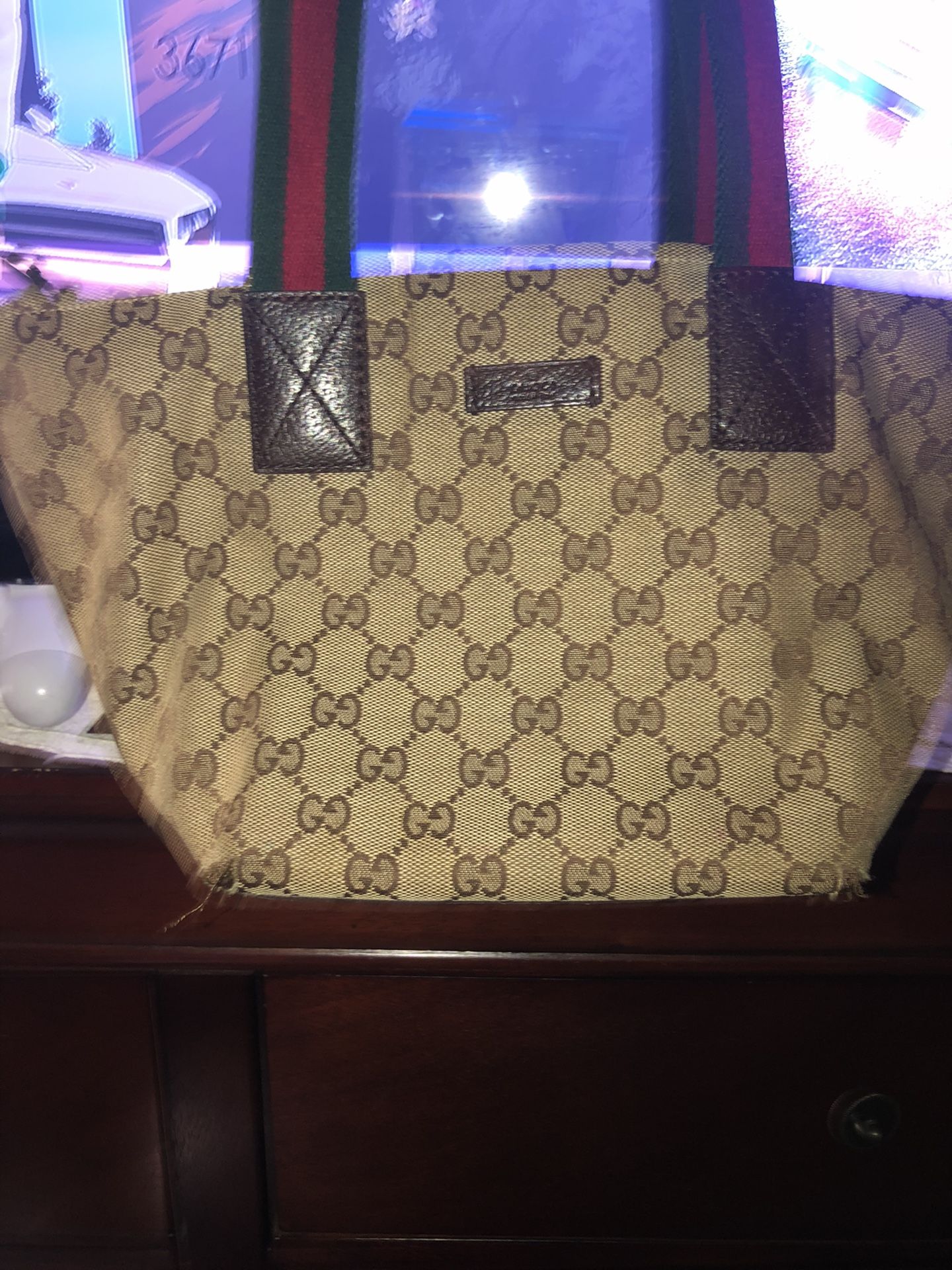 Gucci Shelly Women’s Handbag