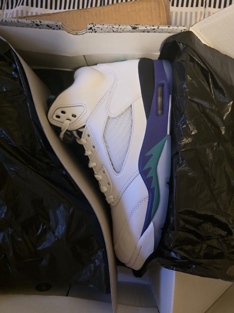 Retro 5 Grape 