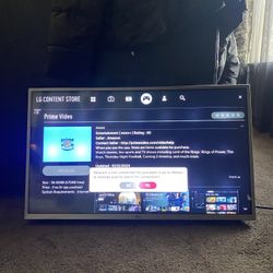 Smart LG TV With Control 