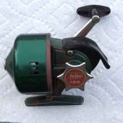 Heddon Spincast Reel With Line