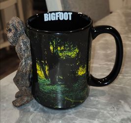 Vintage Bigfoot Forest Fire Coffee Mug 3D Sculpted Sasquatch Figurine Ceramic Cup