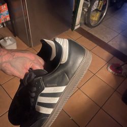 ADIDAS SAMBA SIZE 10 MENS
