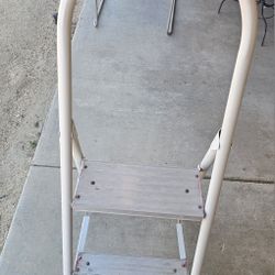 Folding 2-step Ladder Or Step Tool 