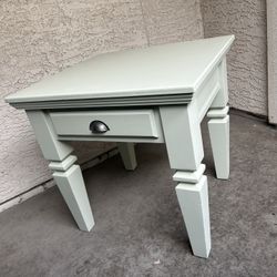 Table with drawer 
