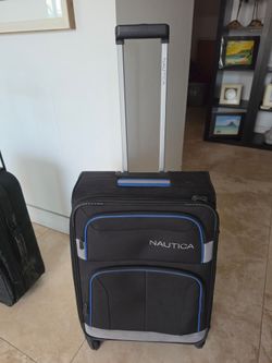 Nautica 4 Wheels easy roll Spinner Luggage