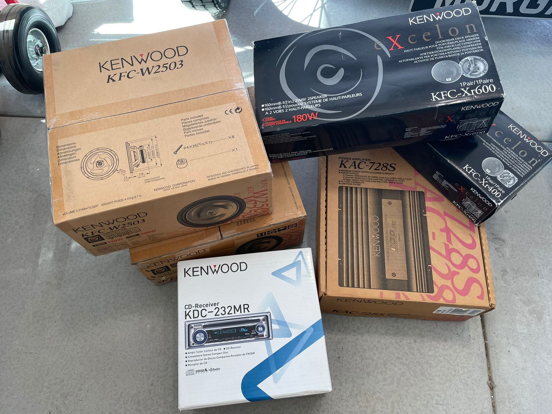 Complete Kenwood Car Audio 600watt -Brand New