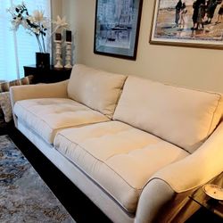Cindy Crowford Collection Sofa 