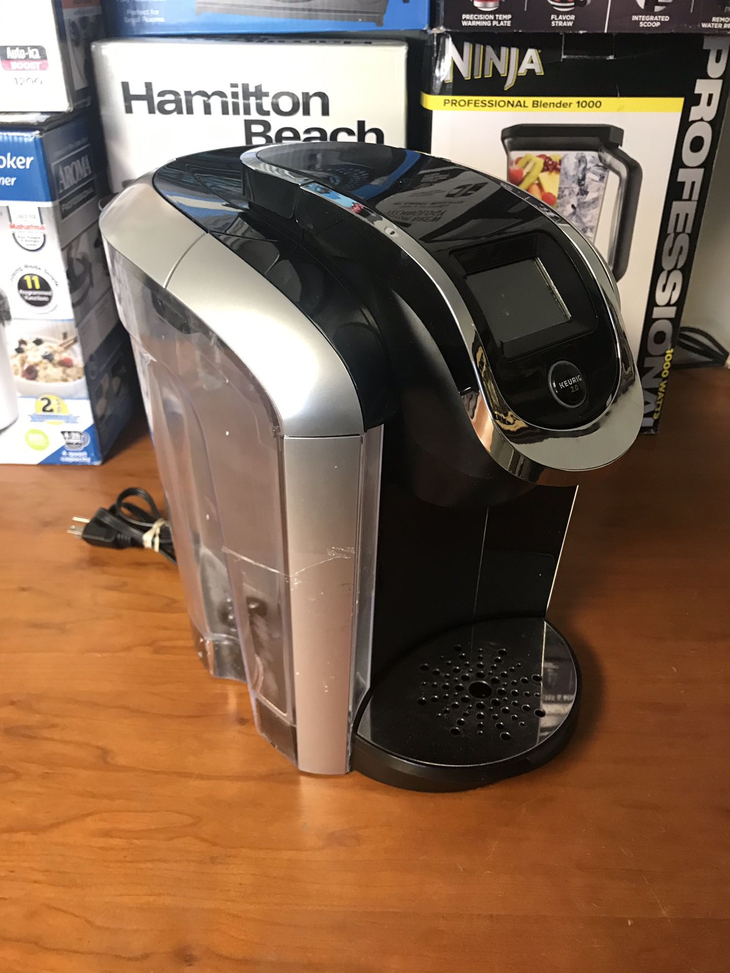 Used Keurig K555 2.0 coffee maker brewer with touch screen