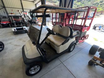 2009 Club Car President i2 Electric Golf Cart