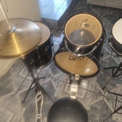 Batería Usada En Buen Estado Buena Para Empezar A Practicar 