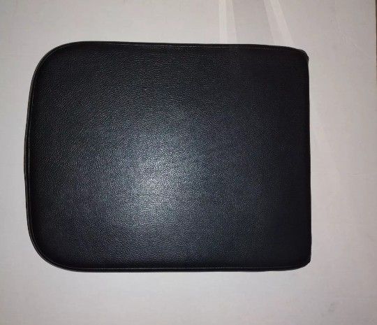 2005 Dodge Ram 1500 Center Console Lid Armrest