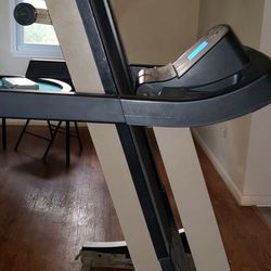 Horizon Fitness PST6 treadmill 