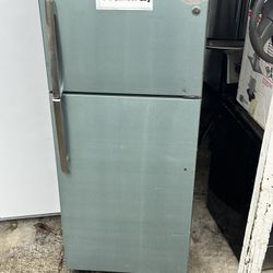 Ge Refrigerator 