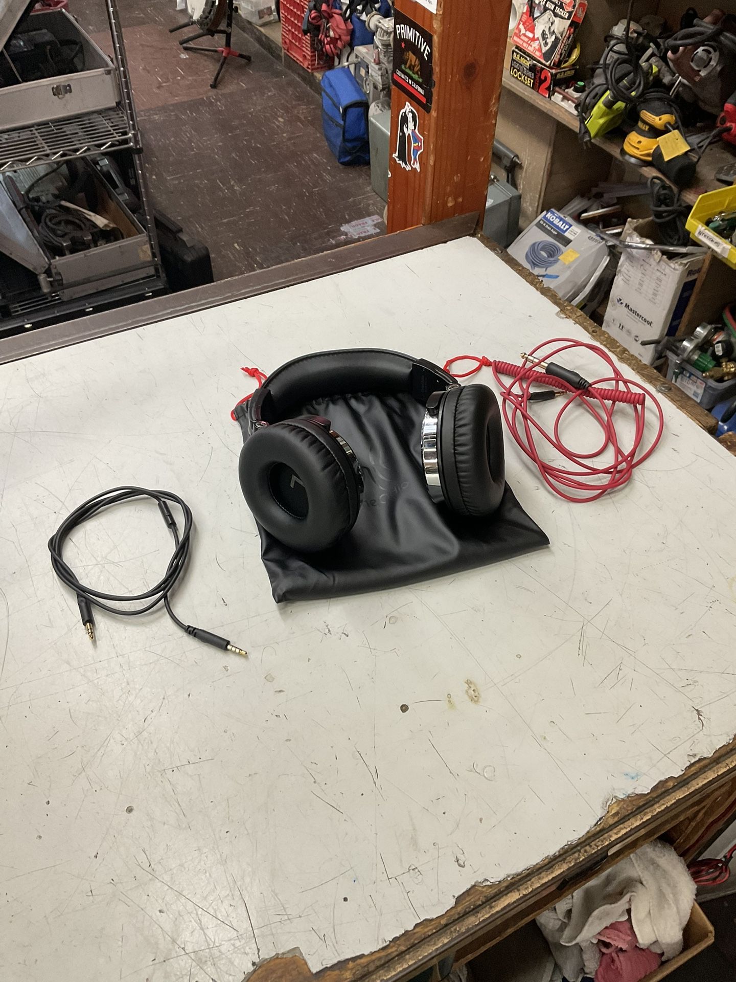 OneOdio Studio Pro w/ Bag & Two Cords