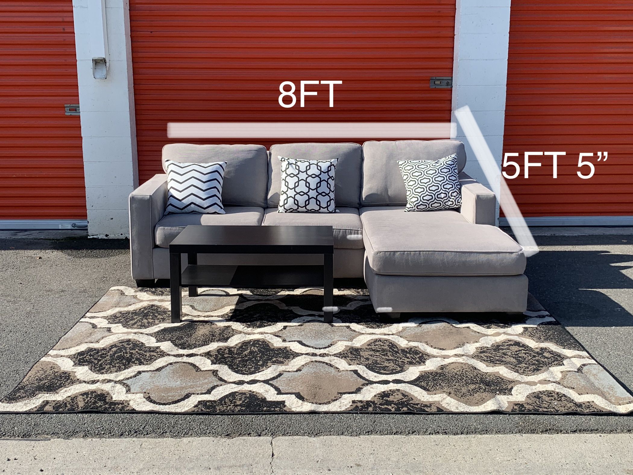 Sectional Sofa With Reversible Chaise 