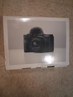 Canon Camera PowerShot V1