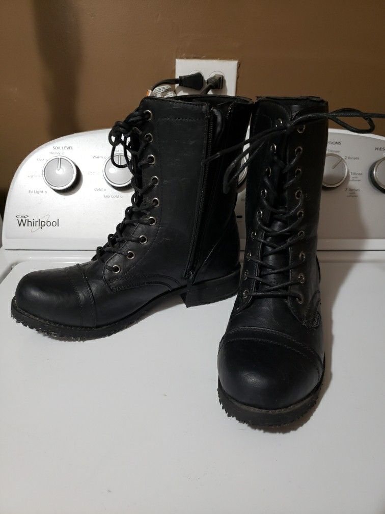 Womens Boots