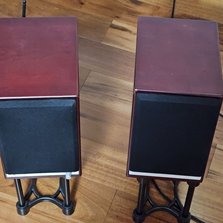 Audioengine HD6 Wireless Bookshelf Speaker - Cherry