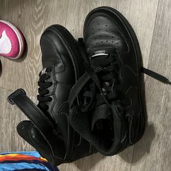 Nike Air Force 1 Mid Boy 5Y US $50