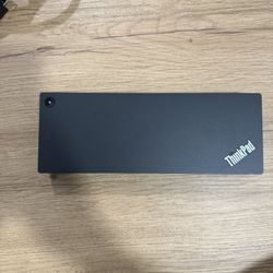 Lenovo ThinkPad Thunderbolt 3 WorkStation Dock Gen 2