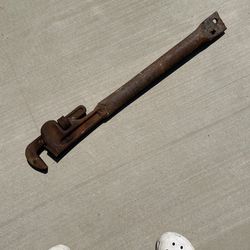 Rigid Wrench