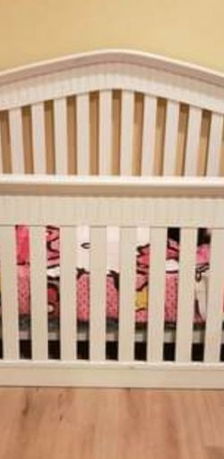 Wooden crib