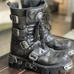 New Rock Reactor Boots Size 40 In Like New Condition 