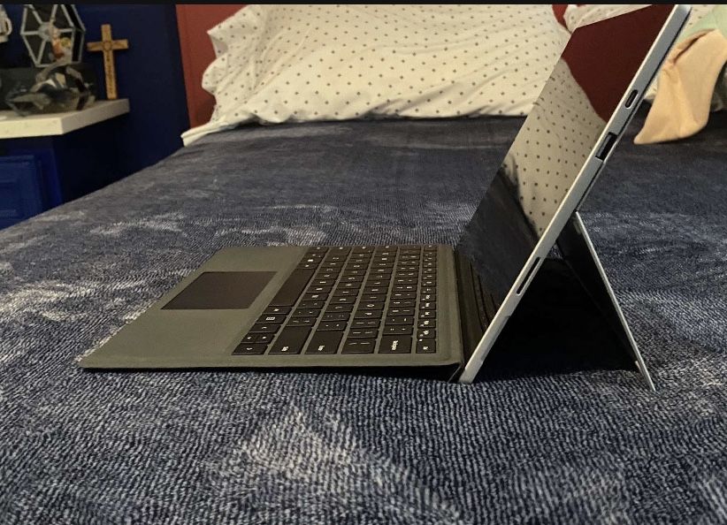 Laptop Microsoft