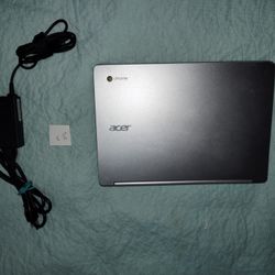 Iam selling Acer R13 CB5-312T N16Q10 ChromeBook 13.3" Touchscreen FHD 4GB 64GB SSD ChromeOS works great 