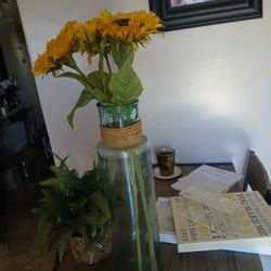  2 Fake Plants Decoration 