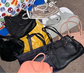 Bundle of purses