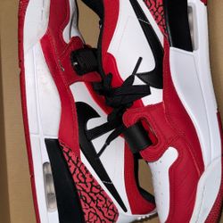 Air JORDANS  NIKI Size 12