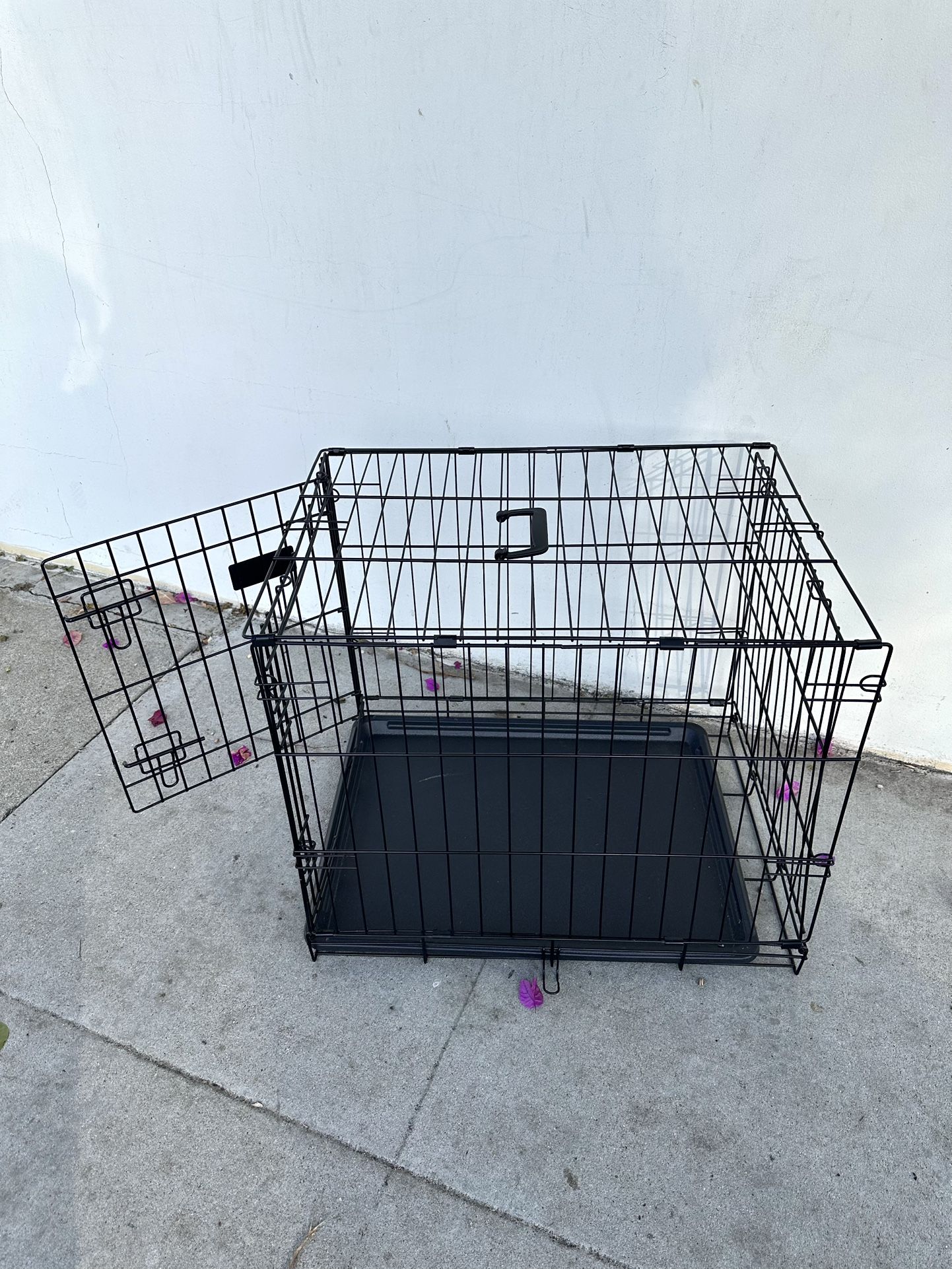 Folding Dog Grate Pet Cage Is New Never Used 