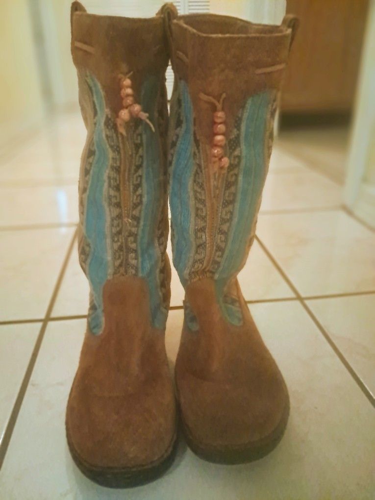 Suede Aztec Southwestern Cowboy Tapestry Boots