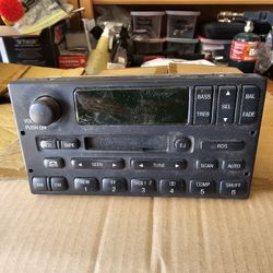 Early 2000 Ford Radios