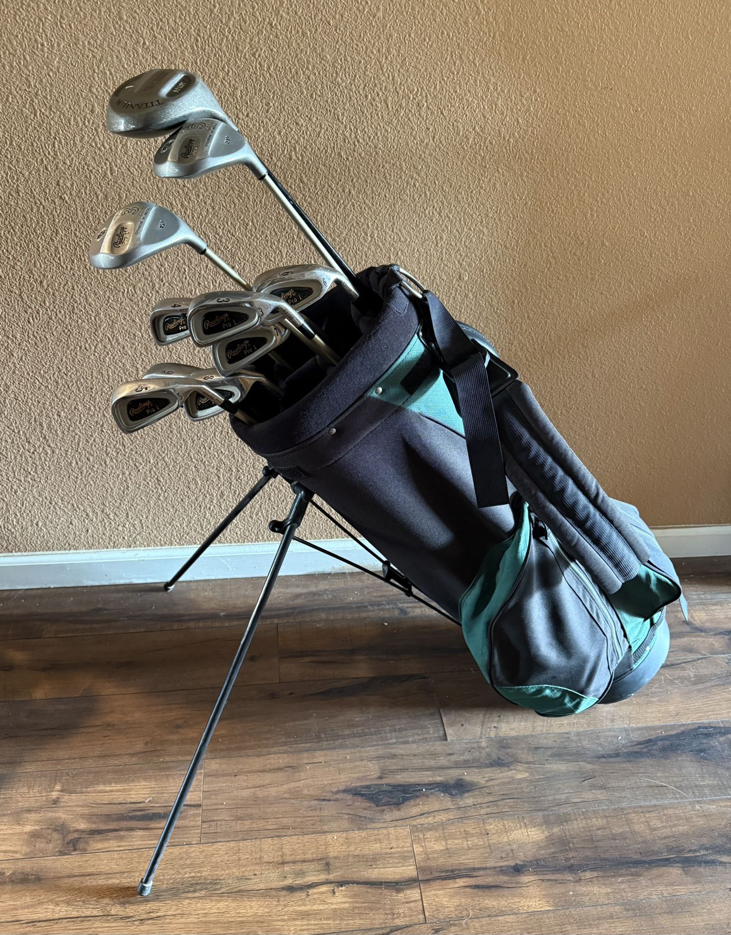 Golf Set Complete Bundle w/Golf Bag