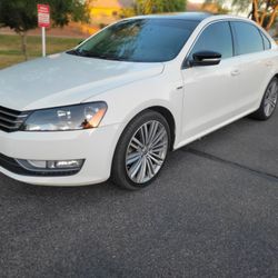 2015 Volkswagen Passat Sport 