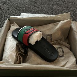 gucci slides