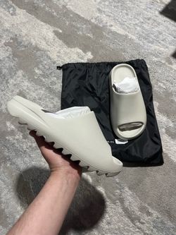 YS-01 Slides ‘Cream’ Yeezy Slides