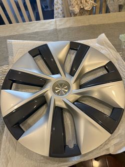 Tesla Model Y 19” Gemini Wheel Covers – Set of 4