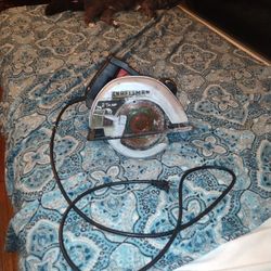 SEARS/CRAFTSMAN - 7-1/4" Circular Saw - Model 315.109040 - with Case
S
stum-robe (649)