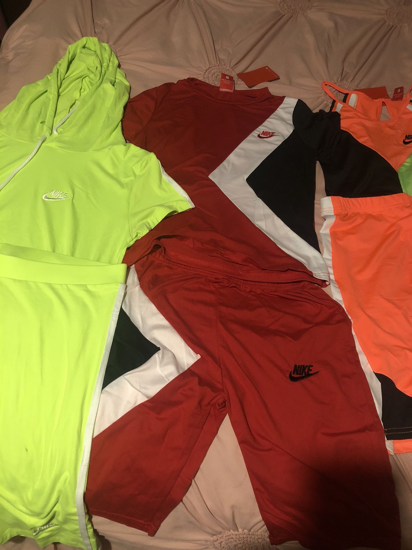 Women Nike Sets(New)