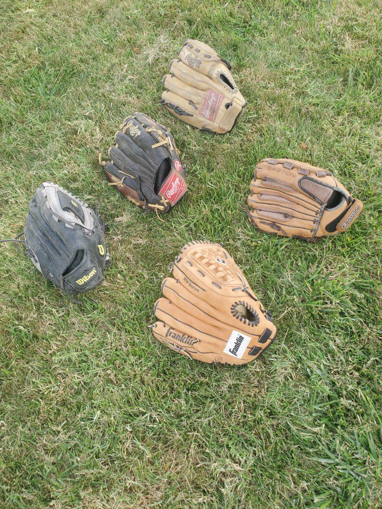 Base Ball Gloves Assorted Prices