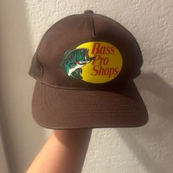 Bass Pro Shops hat brown