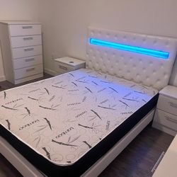 Bedroom Set ( Juego De Cuarto)🌟Sold separately too🌟Fast delivery
