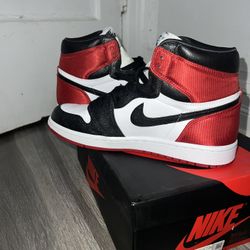 Women’s air jordan 1 “Satin Black Toe”